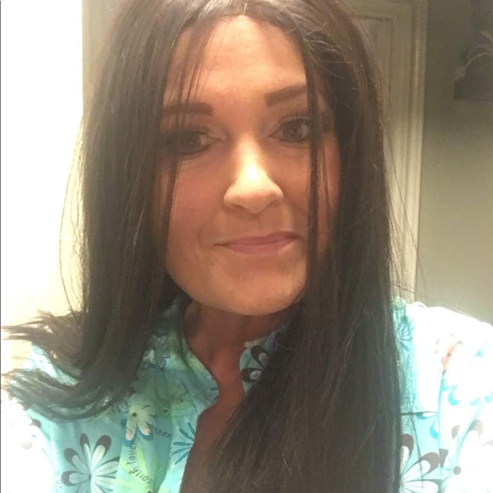 Meet your Posher, Cindy